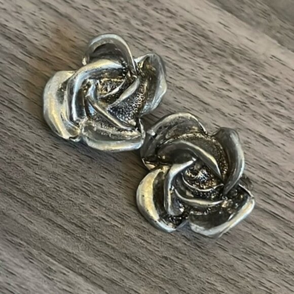 Vintage Rose Silver Tone Clip-On Earrings Floral Statement Retro Rare Romantic - Picture 1 of 5